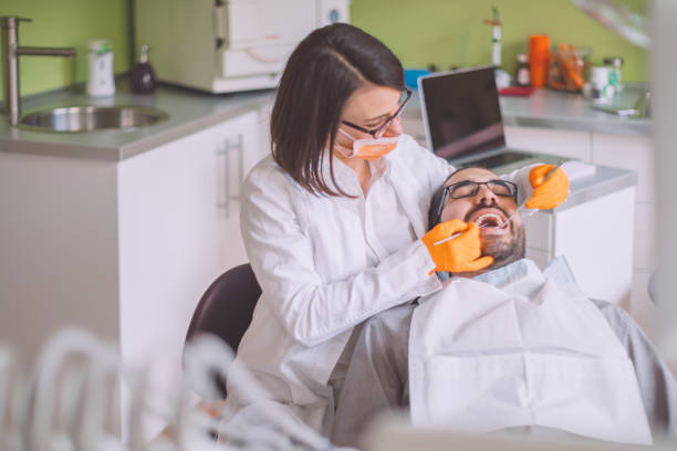 Best Broken or Cracked Tooth Emergency Dentist in Trafalgar, IN